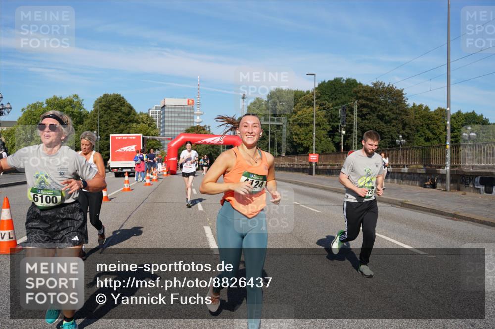07.09.2025 - BARMER Alsterlauf Yannick Fuchs http://msf.ph/oto/8826437 07.09.2025 10:04:20 Laufen 6100, 10, 73, 124 meine-sportfotos.de