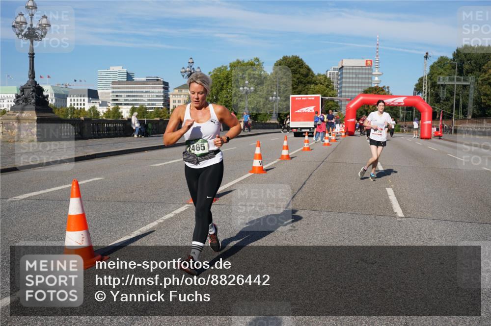 07.09.2025 - BARMER Alsterlauf Yannick Fuchs http://msf.ph/oto/8826442 07.09.2025 10:04:21 Laufen 2465 meine-sportfotos.de