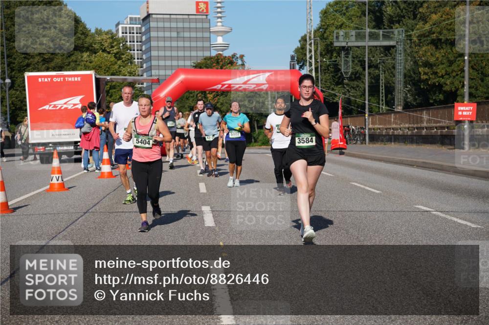 07.09.2025 - BARMER Alsterlauf Yannick Fuchs http://msf.ph/oto/8826446 07.09.2025 10:04:28 Laufen 5902, 4217, 5404, 3584 meine-sportfotos.de