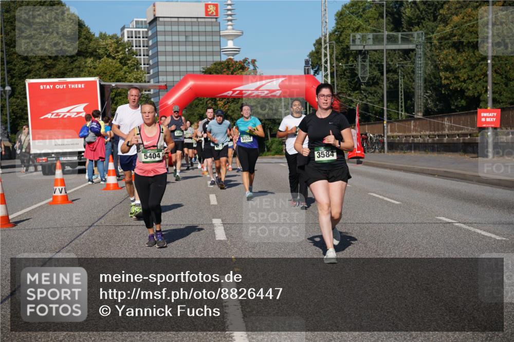 07.09.2025 - BARMER Alsterlauf Yannick Fuchs http://msf.ph/oto/8826447 07.09.2025 10:04:28 Laufen 5404, 5902, 3584 meine-sportfotos.de