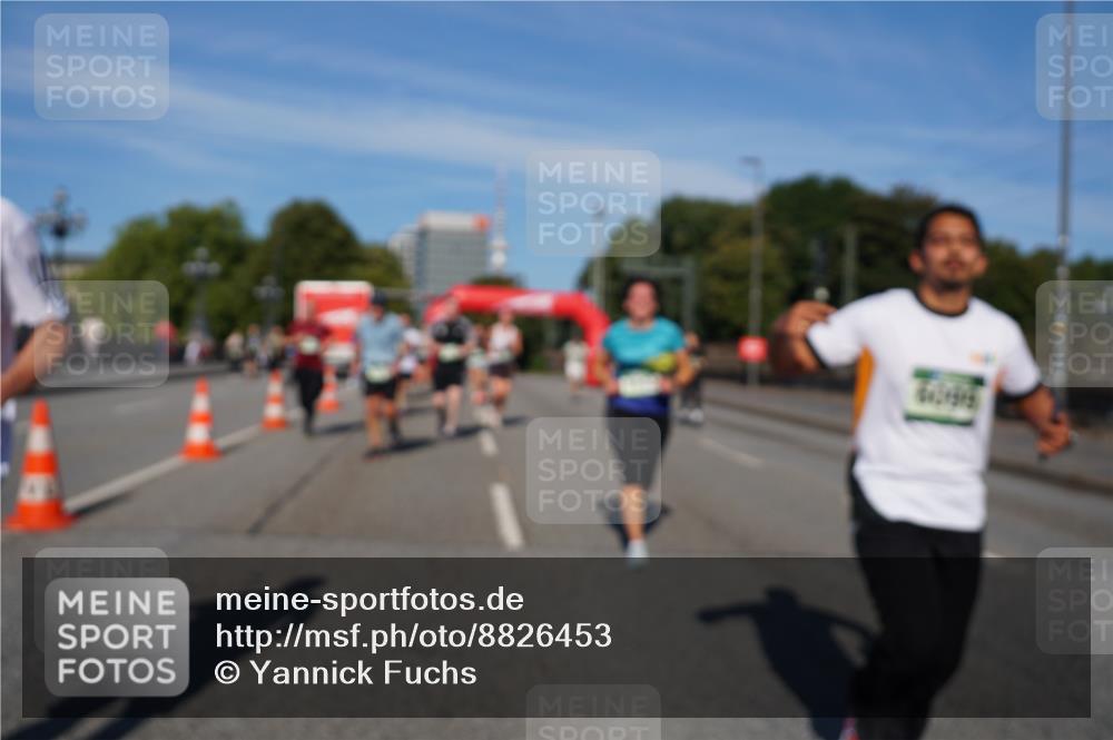 07.09.2025 - BARMER Alsterlauf Yannick Fuchs http://msf.ph/oto/8826453 07.09.2025 10:04:33 Laufen  meine-sportfotos.de