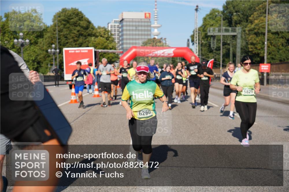 07.09.2025 - BARMER Alsterlauf Yannick Fuchs http://msf.ph/oto/8826472 07.09.2025 10:05:12 Laufen 6260, 58213 meine-sportfotos.de