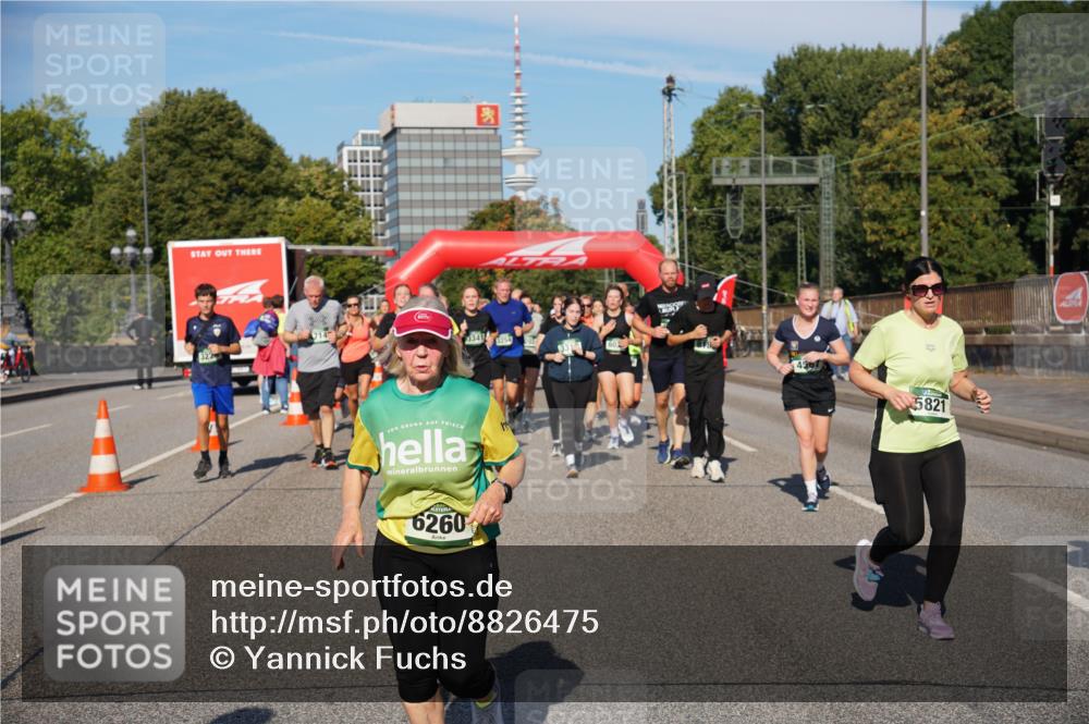 07.09.2025 - BARMER Alsterlauf Yannick Fuchs http://msf.ph/oto/8826475 07.09.2025 10:05:12 Laufen 6260, 60, 4567, 5821 meine-sportfotos.de