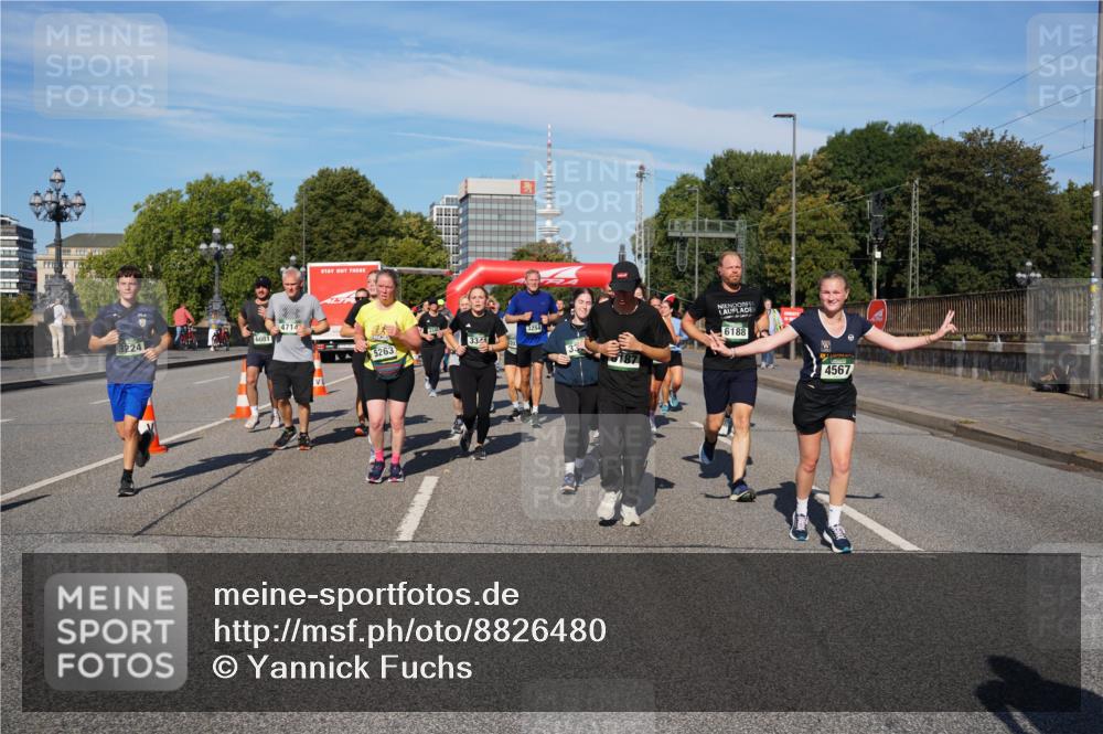 07.09.2025 - BARMER Alsterlauf Yannick Fuchs http://msf.ph/oto/8826480 07.09.2025 10:05:15 Laufen 4710, 3224, 3254, 5263, 3341, 6188, 4567 meine-sportfotos.de