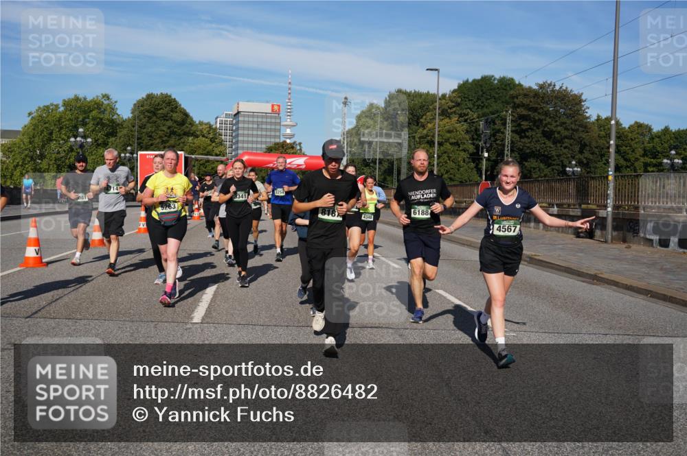 07.09.2025 - BARMER Alsterlauf Yannick Fuchs http://msf.ph/oto/8826482 07.09.2025 10:05:15 Laufen 5263, 32541, 3341, 6, 818, 6188, 4348, 4567 meine-sportfotos.de