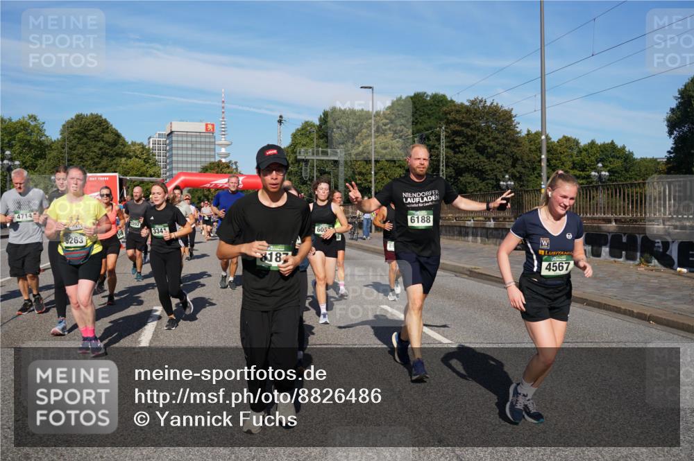 07.09.2025 - BARMER Alsterlauf Yannick Fuchs http://msf.ph/oto/8826486 07.09.2025 10:05:16 Laufen 4714, 5263, 334, 8187, 605, 6188, 4567 meine-sportfotos.de