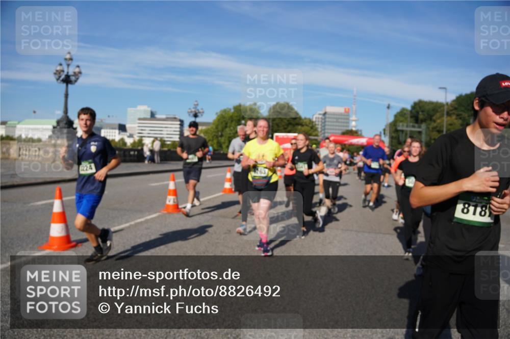 07.09.2025 - BARMER Alsterlauf Yannick Fuchs http://msf.ph/oto/8826492 07.09.2025 10:05:16 Laufen 818 meine-sportfotos.de