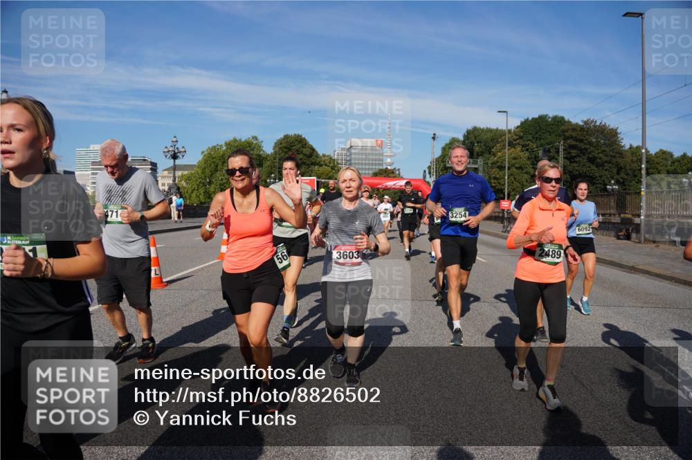 07.09.2025 - BARMER Alsterlauf Yannick Fuchs http://msf.ph/oto/8826502 07.09.2025 10:05:18 Laufen 136, 471, 56, 3603, 5310, 3254, 2489, 6092 meine-sportfotos.de
