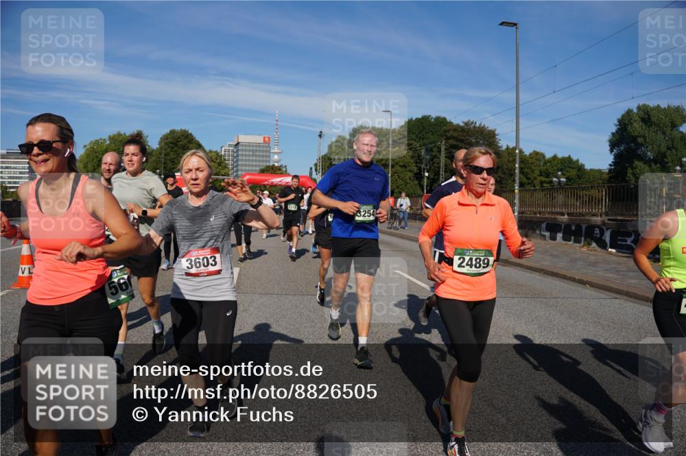 07.09.2025 - BARMER Alsterlauf Yannick Fuchs http://msf.ph/oto/8826505 07.09.2025 10:05:19 Laufen 56, 3603, 5310, 3254, 2489 meine-sportfotos.de