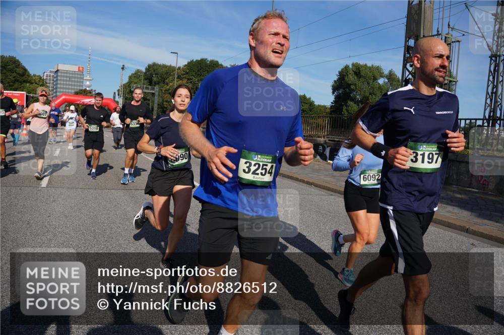 07.09.2025 - BARMER Alsterlauf Yannick Fuchs http://msf.ph/oto/8826512 07.09.2025 10:05:20 Laufen 83, 5310, 5336, 90, 36, 3254, 6092, 3197 meine-sportfotos.de