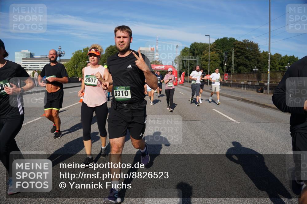 07.09.2025 - BARMER Alsterlauf Yannick Fuchs http://msf.ph/oto/8826523 07.09.2025 10:05:21 Laufen 3007, 5310, 6083 meine-sportfotos.de