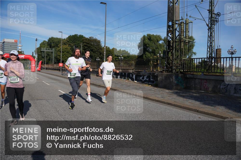 07.09.2025 - BARMER Alsterlauf Yannick Fuchs http://msf.ph/oto/8826532 07.09.2025 10:05:23 Laufen 06, 4332, 6046, 6083 meine-sportfotos.de