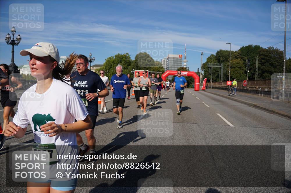 07.09.2025 - BARMER Alsterlauf Yannick Fuchs http://msf.ph/oto/8826542 07.09.2025 10:05:25 Laufen 5867 meine-sportfotos.de