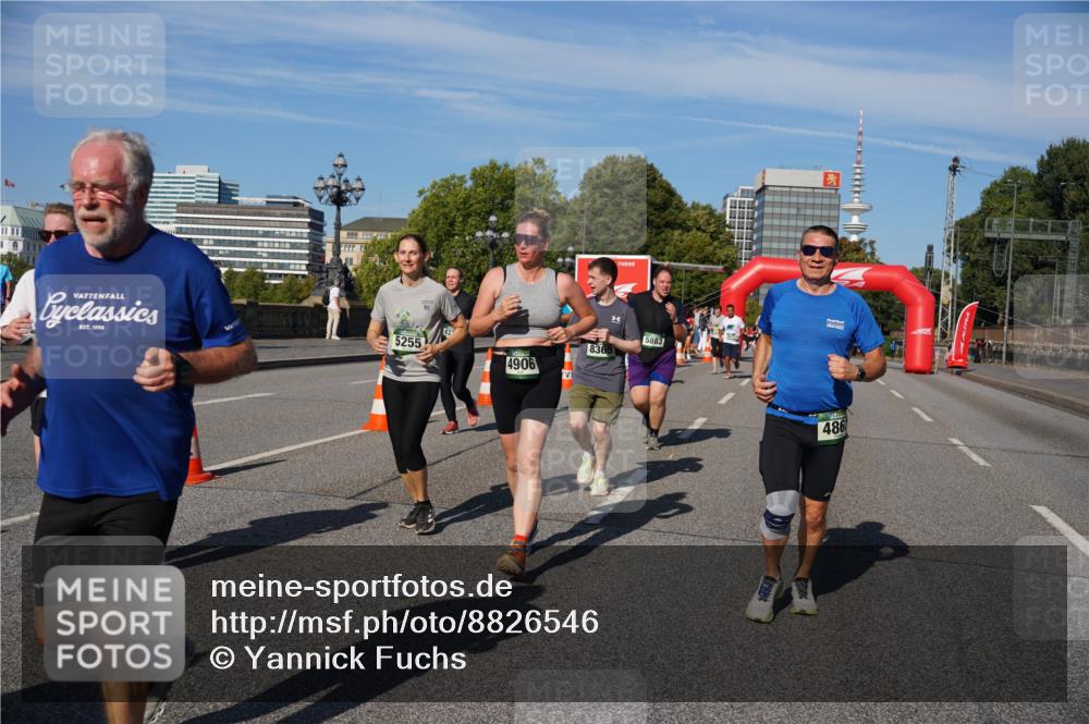 07.09.2025 - BARMER Alsterlauf Yannick Fuchs http://msf.ph/oto/8826546 07.09.2025 10:05:26 Laufen 5255, 8365, 4906, 5883, 486 meine-sportfotos.de