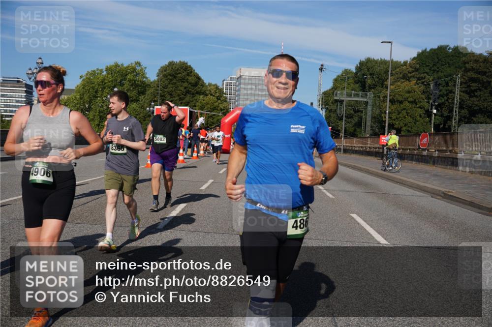07.09.2025 - BARMER Alsterlauf Yannick Fuchs http://msf.ph/oto/8826549 07.09.2025 10:05:27 Laufen 4906, 8365, 5883, 48 meine-sportfotos.de