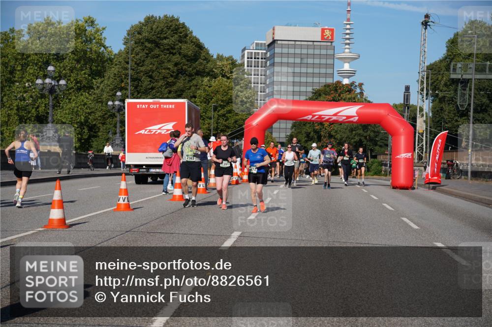 07.09.2025 - BARMER Alsterlauf Yannick Fuchs http://msf.ph/oto/8826561 07.09.2025 10:05:34 Laufen 2363, 2391, 474 meine-sportfotos.de
