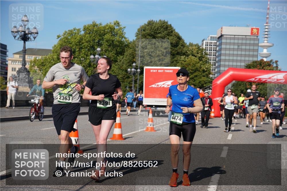 07.09.2025 - BARMER Alsterlauf Yannick Fuchs http://msf.ph/oto/8826562 07.09.2025 10:05:39 Laufen 10, 2363, 2391, 4474, 3549, 5131, 2793 meine-sportfotos.de