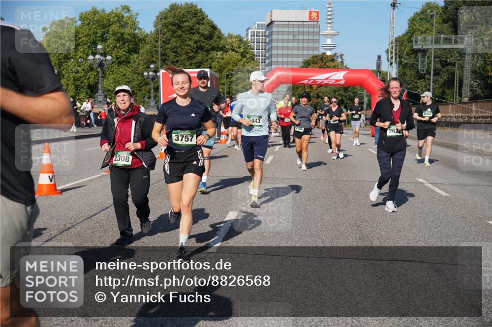 07.09.2025 - BARMER Alsterlauf Yannick Fuchs http://msf.ph/oto/8826568 07.09.2025 10:05:46 Laufen 2308, 3757, 443, 2586, 2622, 8362 meine-sportfotos.de