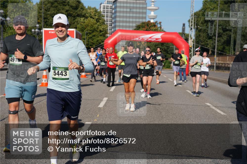 07.09.2025 - BARMER Alsterlauf Yannick Fuchs http://msf.ph/oto/8826572 07.09.2025 10:05:48 Laufen 49, 1636, 5443, 405, 3258, 5070 meine-sportfotos.de