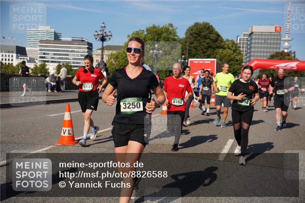 07.09.2025 - BARMER Alsterlauf Yannick Fuchs http://msf.ph/oto/8826588 07.09.2025 10:05:53 Laufen 8147, 3250, 9, 4260, 4203, 4058, 8162, 5533 meine-sportfotos.de