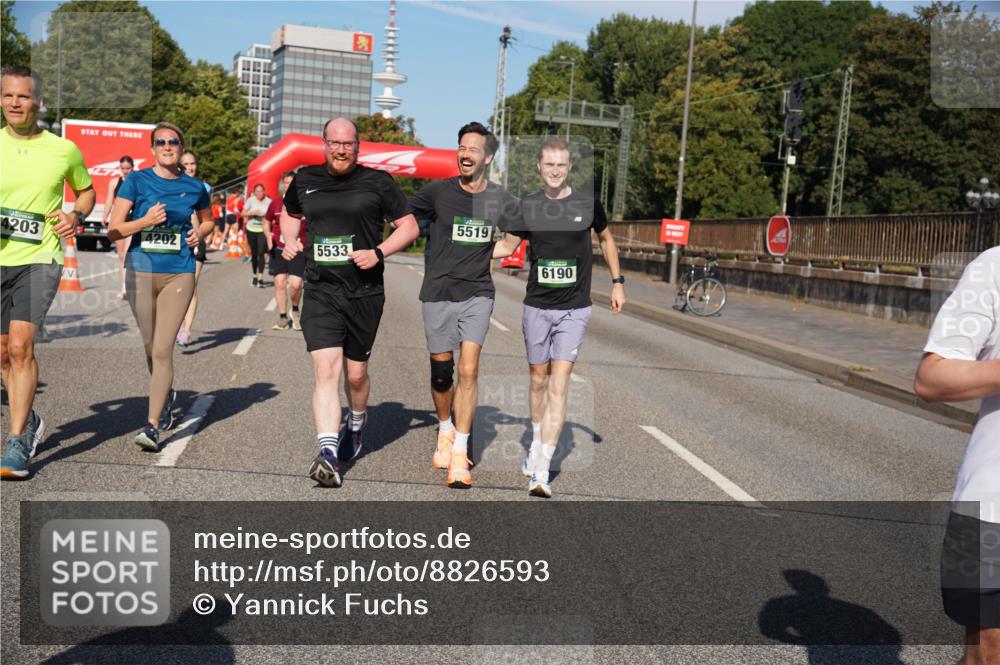 07.09.2025 - BARMER Alsterlauf Yannick Fuchs http://msf.ph/oto/8826593 07.09.2025 10:05:55 Laufen 4203, 4202, 5533, 5519, 6190 meine-sportfotos.de