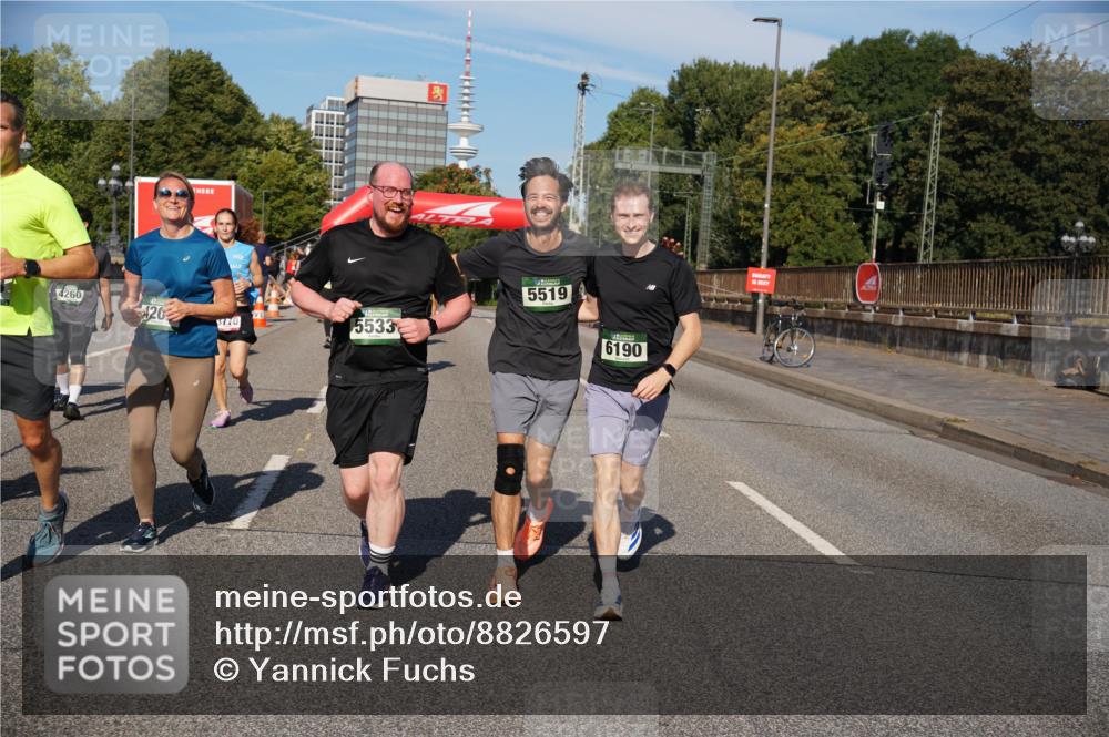 07.09.2025 - BARMER Alsterlauf Yannick Fuchs http://msf.ph/oto/8826597 07.09.2025 10:05:56 Laufen 4260, 5519, 420, 3770, 5533, 6190 meine-sportfotos.de