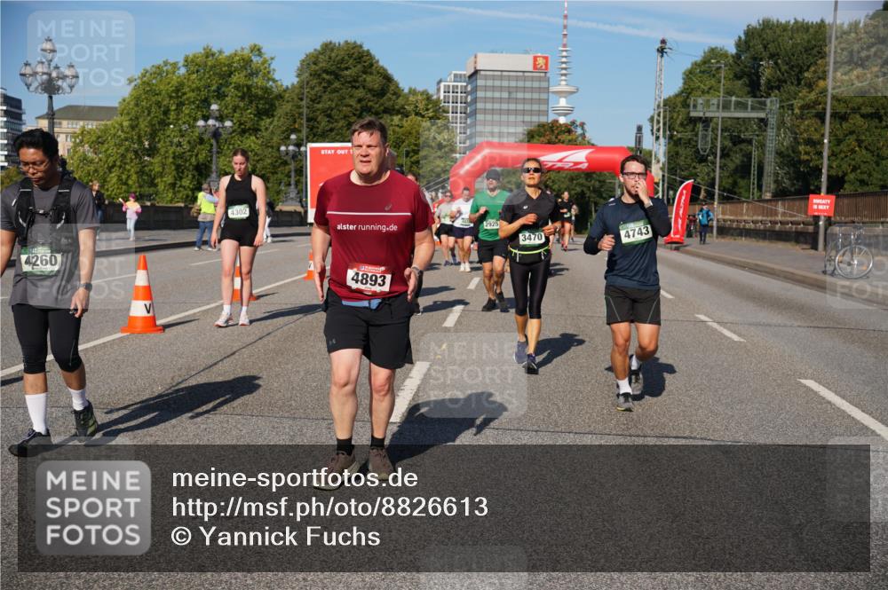 07.09.2025 - BARMER Alsterlauf Yannick Fuchs http://msf.ph/oto/8826613 07.09.2025 10:05:59 Laufen 4260, 1, 4302, 2925, 3470, 4743, 4893 meine-sportfotos.de