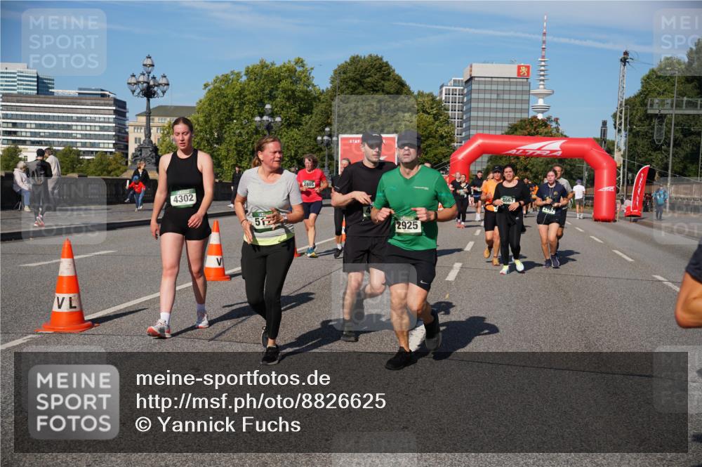 07.09.2025 - BARMER Alsterlauf Yannick Fuchs http://msf.ph/oto/8826625 07.09.2025 10:06:02 Laufen 4302, 2805, 2925, 4667, 2197 meine-sportfotos.de