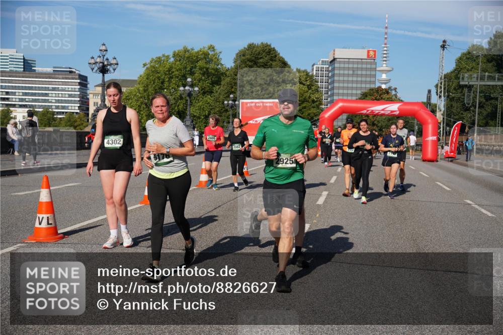 07.09.2025 - BARMER Alsterlauf Yannick Fuchs http://msf.ph/oto/8826627 07.09.2025 10:06:03 Laufen 4302, 2805, 2925 meine-sportfotos.de