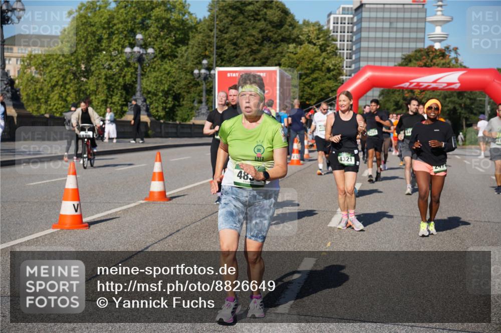 07.09.2025 - BARMER Alsterlauf Yannick Fuchs http://msf.ph/oto/8826649 07.09.2025 10:06:09 Laufen 1273, 483, 4321, 247 meine-sportfotos.de