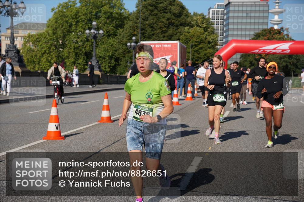 07.09.2025 - BARMER Alsterlauf Yannick Fuchs http://msf.ph/oto/8826651 07.09.2025 10:06:09 Laufen 4839, 43211, 5285 meine-sportfotos.de