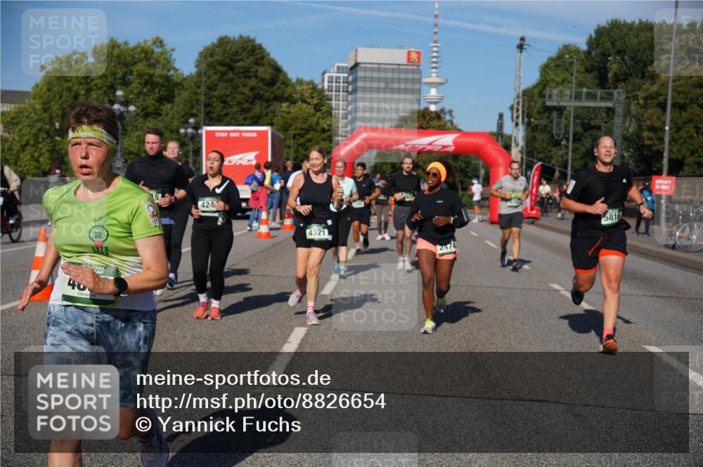 07.09.2025 - BARMER Alsterlauf Yannick Fuchs http://msf.ph/oto/8826654 07.09.2025 10:06:10 Laufen 40, 424, 5816, 4321 meine-sportfotos.de