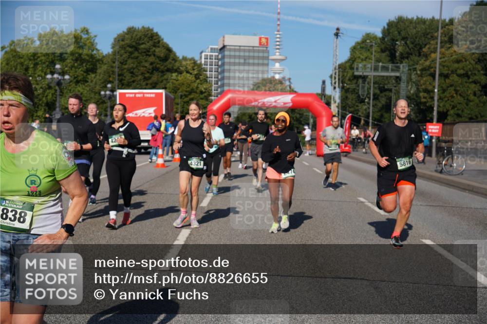 07.09.2025 - BARMER Alsterlauf Yannick Fuchs http://msf.ph/oto/8826655 07.09.2025 10:06:10 Laufen 36, 1973, 838, 42, 1, 4321, 5816 meine-sportfotos.de