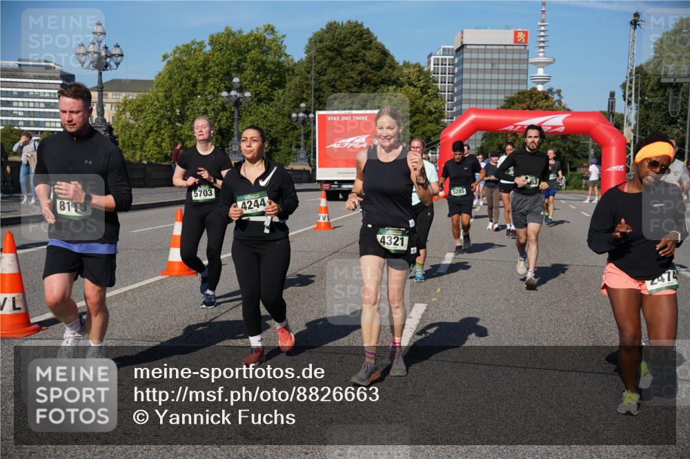 07.09.2025 - BARMER Alsterlauf Yannick Fuchs http://msf.ph/oto/8826663 07.09.2025 10:06:12 Laufen 8115, 5703, 4244, 4321, 5285 meine-sportfotos.de