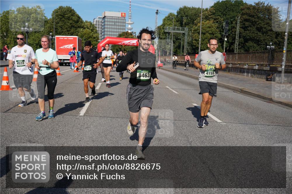 07.09.2025 - BARMER Alsterlauf Yannick Fuchs http://msf.ph/oto/8826675 07.09.2025 10:06:14 Laufen 24, 4522, 5285, 8463, 4155 meine-sportfotos.de