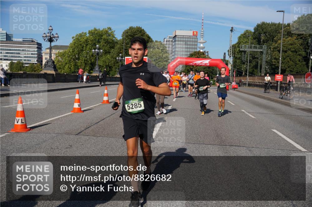 07.09.2025 - BARMER Alsterlauf Yannick Fuchs http://msf.ph/oto/8826682 07.09.2025 10:06:16 Laufen 1160, 5285 meine-sportfotos.de
