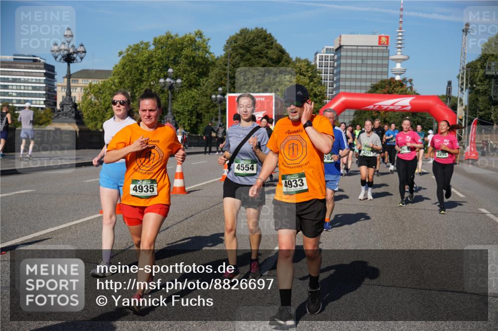 07.09.2025 - BARMER Alsterlauf Yannick Fuchs http://msf.ph/oto/8826697 07.09.2025 10:06:22 Laufen 4935, 4554, 4933, 703, 4291, 2895 meine-sportfotos.de