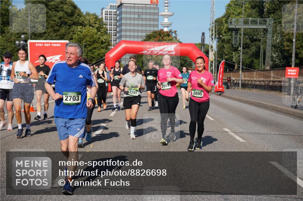 07.09.2025 - BARMER Alsterlauf Yannick Fuchs http://msf.ph/oto/8826698 07.09.2025 10:06:23 Laufen 83, 2703, 8078, 4291, 2907, 125, 2895 meine-sportfotos.de