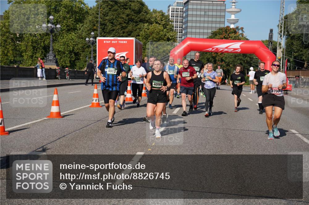 07.09.2025 - BARMER Alsterlauf Yannick Fuchs http://msf.ph/oto/8826745 07.09.2025 10:06:38 Laufen 4913, 5988, 4099, 3472, 2312, 188, 6038, 50, 3700 meine-sportfotos.de