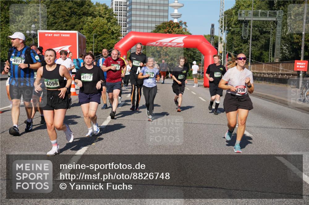 07.09.2025 - BARMER Alsterlauf Yannick Fuchs http://msf.ph/oto/8826748 07.09.2025 10:06:39 Laufen 4913, 87, 4099, 4912, 1188, 5009, 311, 6038, 3700 meine-sportfotos.de