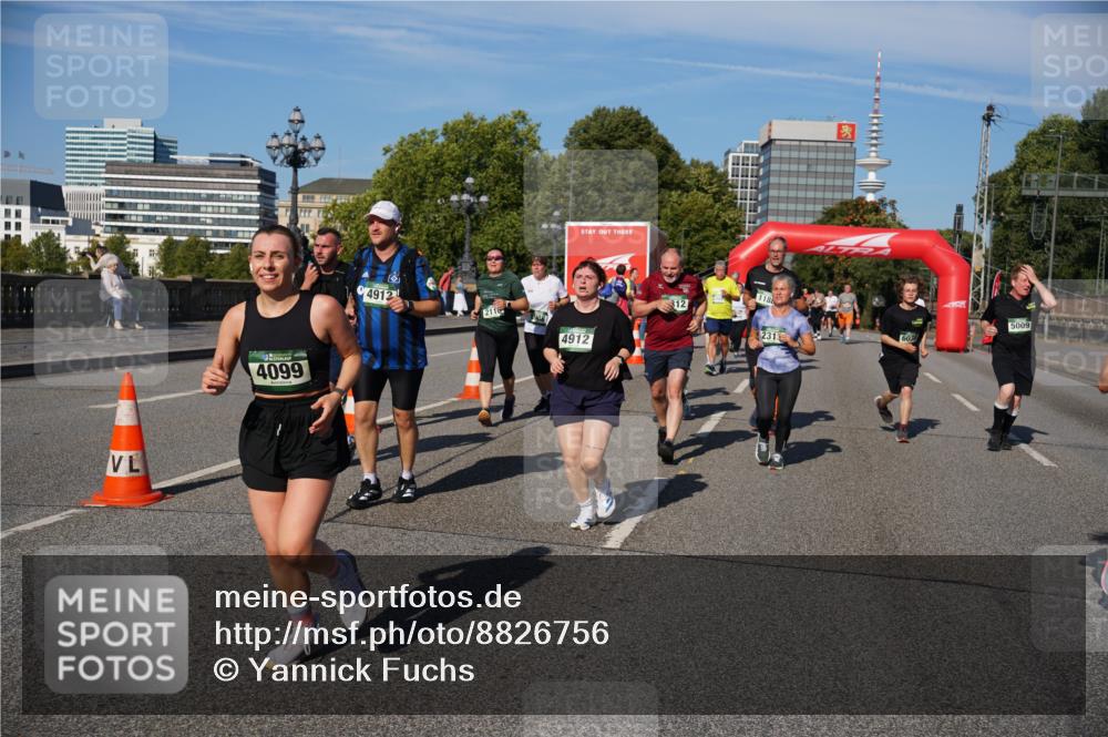 07.09.2025 - BARMER Alsterlauf Yannick Fuchs http://msf.ph/oto/8826756 07.09.2025 10:06:41 Laufen 4099, 4912, 2110, 4912, 312, 1188, 5009, 231 meine-sportfotos.de