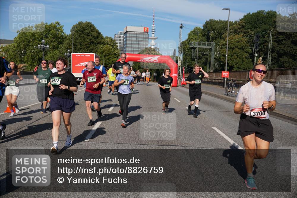 07.09.2025 - BARMER Alsterlauf Yannick Fuchs http://msf.ph/oto/8826759 07.09.2025 10:06:41 Laufen 2865, 2116, 4912, 2312, 11, 5038, 5009, 3700 meine-sportfotos.de