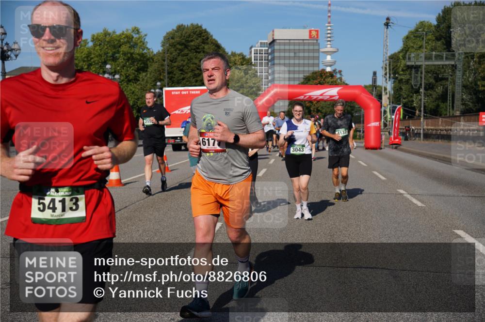 07.09.2025 - BARMER Alsterlauf Yannick Fuchs http://msf.ph/oto/8826806 07.09.2025 10:07:00 Laufen 36, 5413, 255, 30, 617, 10, 4137, 3043 meine-sportfotos.de