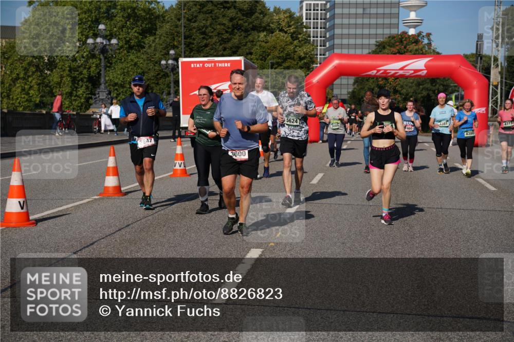 07.09.2025 - BARMER Alsterlauf Yannick Fuchs http://msf.ph/oto/8826823 07.09.2025 10:07:05 Laufen 47, 3600, 5624, 3089, 4381, 2460, 4380, 4313 meine-sportfotos.de