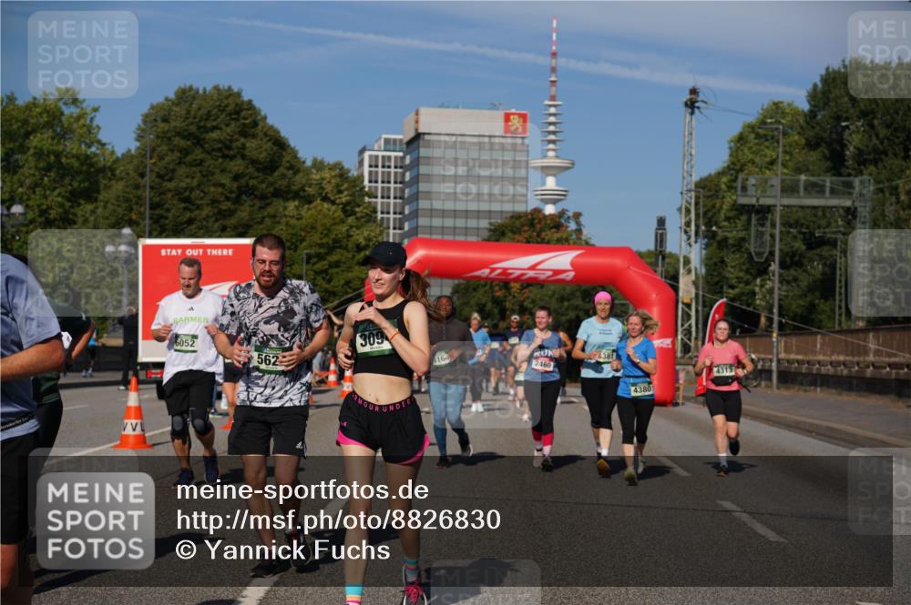 07.09.2025 - BARMER Alsterlauf Yannick Fuchs http://msf.ph/oto/8826830 07.09.2025 10:07:07 Laufen 6052, 562, 309, 164, 2460, 381, 4380, 4313 meine-sportfotos.de