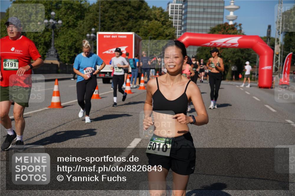 07.09.2025 - BARMER Alsterlauf Yannick Fuchs http://msf.ph/oto/8826843 07.09.2025 10:07:14 Laufen 6191, 4418, 5010 meine-sportfotos.de