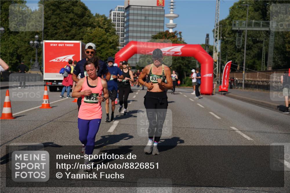 07.09.2025 - BARMER Alsterlauf Yannick Fuchs http://msf.ph/oto/8826851 07.09.2025 10:07:18 Laufen 3828, 832 meine-sportfotos.de