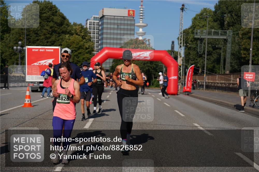 07.09.2025 - BARMER Alsterlauf Yannick Fuchs http://msf.ph/oto/8826852 07.09.2025 10:07:18 Laufen 3828, 83, 0 meine-sportfotos.de