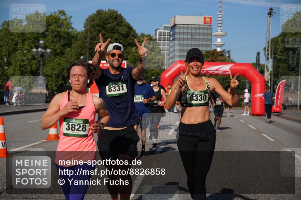07.09.2025 - BARMER Alsterlauf Yannick Fuchs http://msf.ph/oto/8826858 07.09.2025 10:07:19 Laufen 36, 3828, 8331, 2057, 8330, 541 meine-sportfotos.de