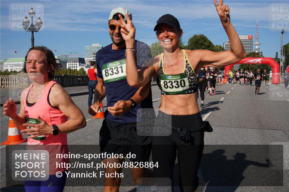 07.09.2025 - BARMER Alsterlauf Yannick Fuchs http://msf.ph/oto/8826864 07.09.2025 10:07:20 Laufen 8331, 8330 meine-sportfotos.de